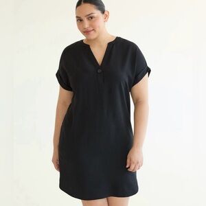 REITMANS - NWT - Elegant Black V-Neck Shirt Dress